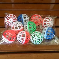 Meilleure vente 🎁 Wewoo Jouet pour Animaux 10 PCS Animal Plastique Creux Out Ronde Chat Hamster Jouer Boules Coloré Balle Chase Hochet Jouets Avec Petite Cloche 🧨 -Bon plan Animalerie 3615611222061 4