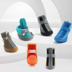 Meilleure affaire 😀 Wewoo 4 pièces / ensemble chaussures de chien respirantes antidérapantes et résistantes à l'usure fournitures pour animaux de compagnie, taille: 3.3x4 cm ( 👍 -Bon plan Animalerie 3615615219784 5 4